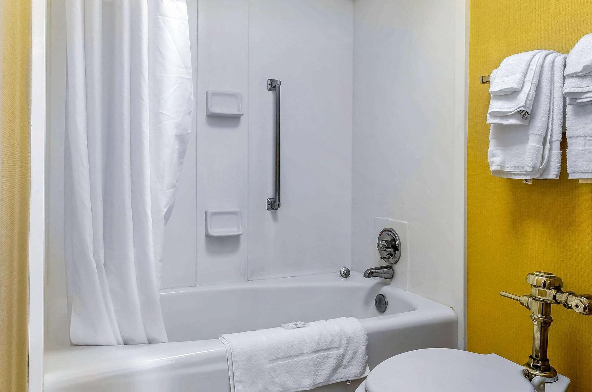 Quality Area Inn 2*